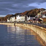 Joes House - Part Of The The Bay Village With Pool, Gym And Direct Access, Pub, Restaurant, Tennis And Meadows Walks