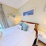 Сasa de vacaciones Joes House - Part Of The The Bay Village With Pool, Gym And Direct Access, Pub, Restaurant, Tennis And Meadows Walks